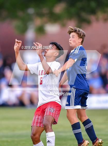 Thumbnail 2 in Lee [Robert E.] vs Smithson Valley (Class 6A Region 4 Area) photogallery.