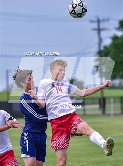 Thumbnail 1 in Lee [Robert E.] vs Smithson Valley (Class 6A Region 4 Area) photogallery.