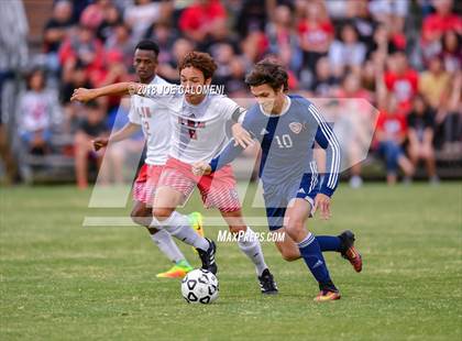 Thumbnail 3 in Lee [Robert E.] vs Smithson Valley (Class 6A Region 4 Area) photogallery.