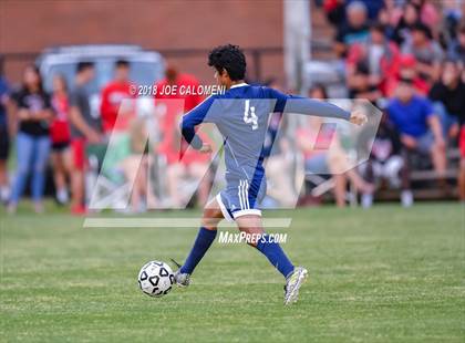 Thumbnail 1 in Lee [Robert E.] vs Smithson Valley (Class 6A Region 4 Area) photogallery.