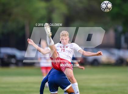 Thumbnail 1 in Lee [Robert E.] vs Smithson Valley (Class 6A Region 4 Area) photogallery.