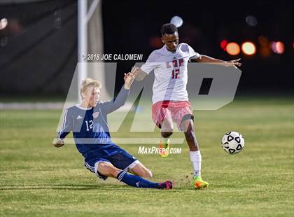 Thumbnail 1 in Lee [Robert E.] vs Smithson Valley (Class 6A Region 4 Area) photogallery.