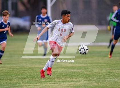 Thumbnail 3 in Lee [Robert E.] vs Smithson Valley (Class 6A Region 4 Area) photogallery.