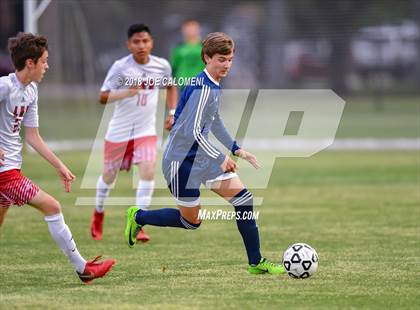Thumbnail 2 in Lee [Robert E.] vs Smithson Valley (Class 6A Region 4 Area) photogallery.