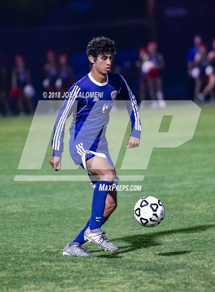 Thumbnail 2 in Lee [Robert E.] vs Smithson Valley (Class 6A Region 4 Area) photogallery.