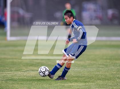 Thumbnail 1 in Lee [Robert E.] vs Smithson Valley (Class 6A Region 4 Area) photogallery.