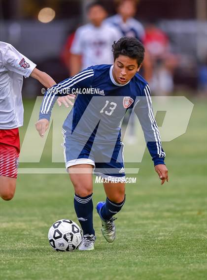 Thumbnail 3 in Lee [Robert E.] vs Smithson Valley (Class 6A Region 4 Area) photogallery.
