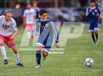 Thumbnail 2 in Lee [Robert E.] vs Smithson Valley (Class 6A Region 4 Area) photogallery.