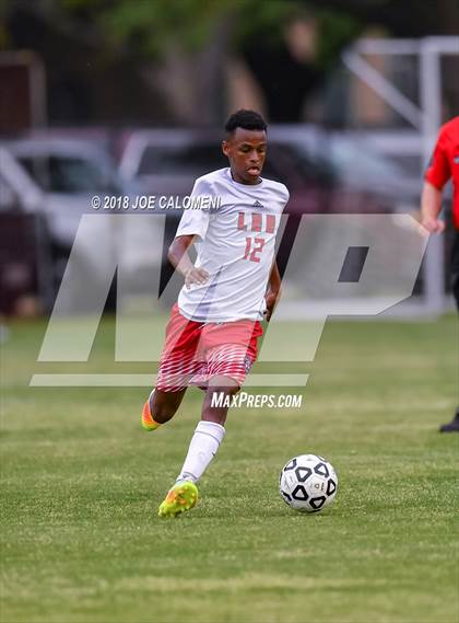 Thumbnail 2 in Lee [Robert E.] vs Smithson Valley (Class 6A Region 4 Area) photogallery.