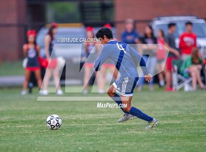Thumbnail 3 in Lee [Robert E.] vs Smithson Valley (Class 6A Region 4 Area) photogallery.
