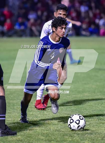 Thumbnail 1 in Lee [Robert E.] vs Smithson Valley (Class 6A Region 4 Area) photogallery.