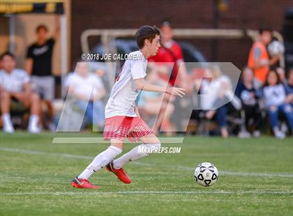 Thumbnail 2 in Lee [Robert E.] vs Smithson Valley (Class 6A Region 4 Area) photogallery.