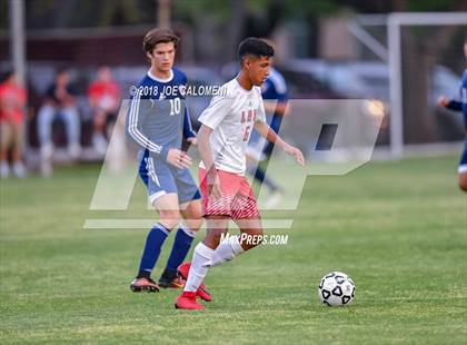 Thumbnail 1 in Lee [Robert E.] vs Smithson Valley (Class 6A Region 4 Area) photogallery.