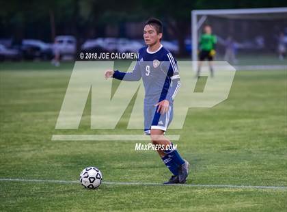 Thumbnail 3 in Lee [Robert E.] vs Smithson Valley (Class 6A Region 4 Area) photogallery.