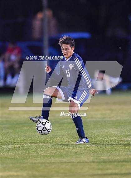 Thumbnail 2 in Lee [Robert E.] vs Smithson Valley (Class 6A Region 4 Area) photogallery.