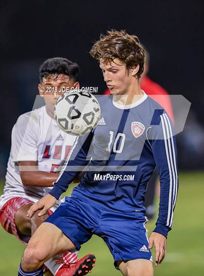Thumbnail 3 in Lee [Robert E.] vs Smithson Valley (Class 6A Region 4 Area) photogallery.