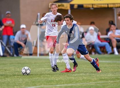 Thumbnail 2 in Lee [Robert E.] vs Smithson Valley (Class 6A Region 4 Area) photogallery.