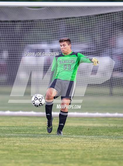 Thumbnail 3 in Lee [Robert E.] vs Smithson Valley (Class 6A Region 4 Area) photogallery.