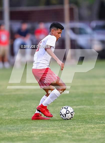 Thumbnail 2 in Lee [Robert E.] vs Smithson Valley (Class 6A Region 4 Area) photogallery.