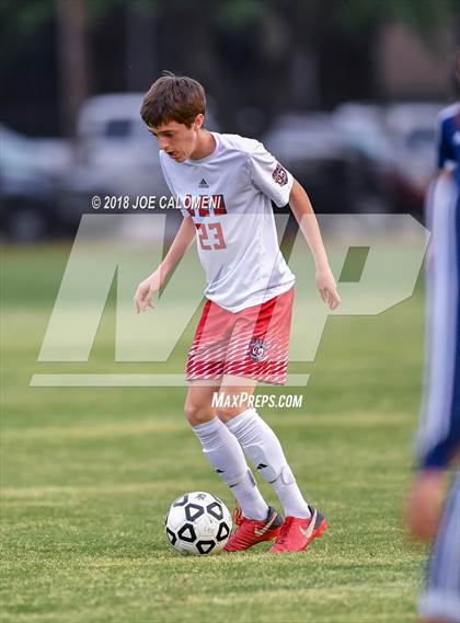 Thumbnail 2 in Lee [Robert E.] vs Smithson Valley (Class 6A Region 4 Area) photogallery.
