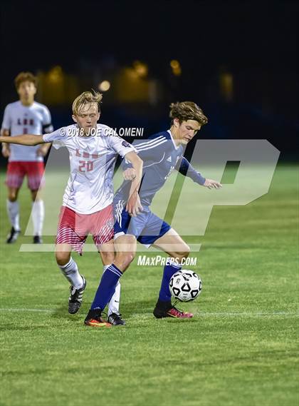 Thumbnail 2 in Lee [Robert E.] vs Smithson Valley (Class 6A Region 4 Area) photogallery.