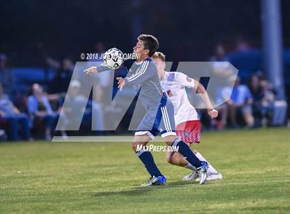 Thumbnail 1 in Lee [Robert E.] vs Smithson Valley (Class 6A Region 4 Area) photogallery.