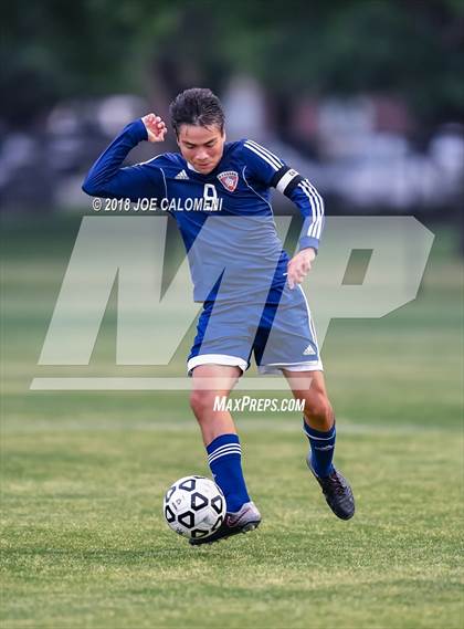 Thumbnail 1 in Lee [Robert E.] vs Smithson Valley (Class 6A Region 4 Area) photogallery.