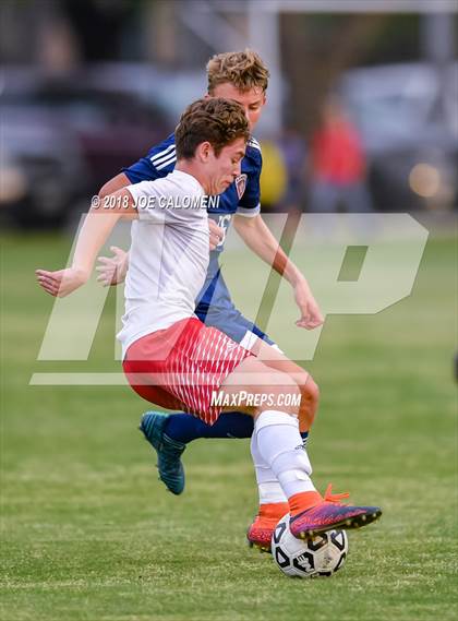 Thumbnail 3 in Lee [Robert E.] vs Smithson Valley (Class 6A Region 4 Area) photogallery.