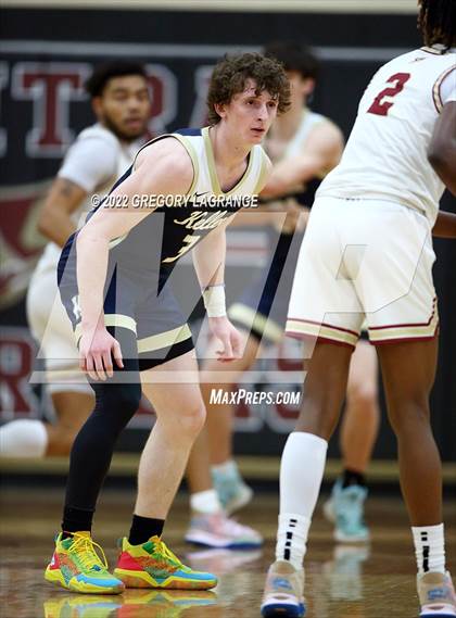 Thumbnail 1 in Keller vs Keller Central photogallery.