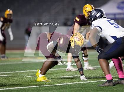 Thumbnail 3 in Spalding vs Perry photogallery.