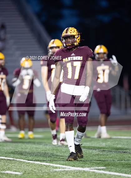 Thumbnail 1 in Spalding vs Perry photogallery.