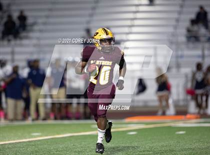 Thumbnail 3 in Spalding vs Perry photogallery.