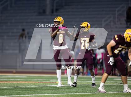 Thumbnail 2 in Spalding vs Perry photogallery.