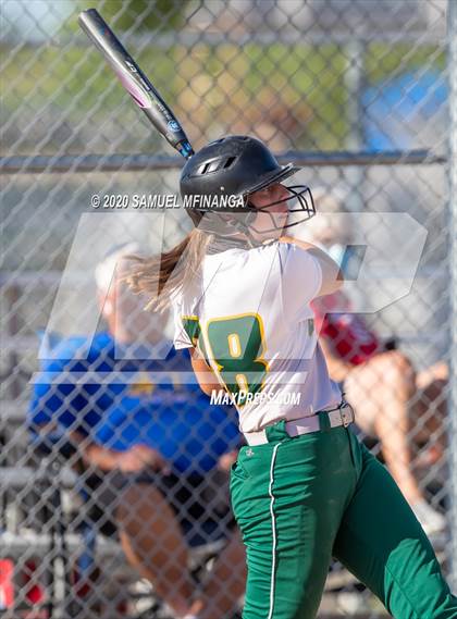 Thumbnail 1 in Hastings vs. Gretna photogallery.