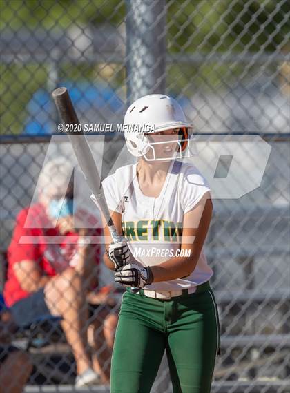 Thumbnail 1 in Hastings vs. Gretna photogallery.