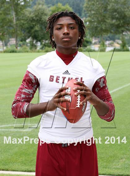Thumbnail 2 in Bethel (USA Football/MaxPreps Media Day Event) photogallery.
