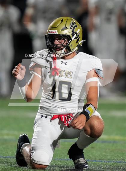 Thumbnail 1 in Canon City @ Cheyenne Mountain photogallery.