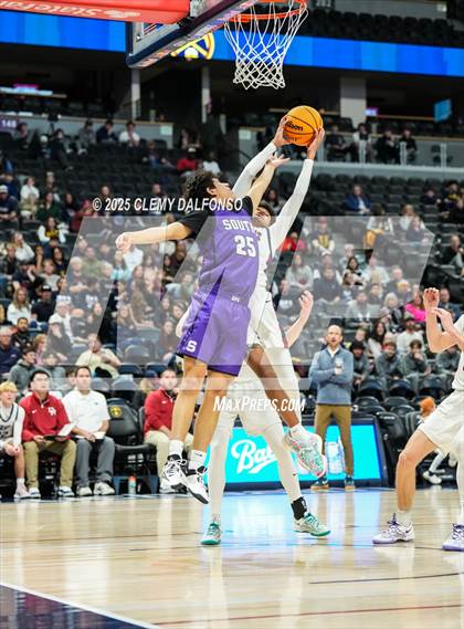 Thumbnail 2 in Denver South vs Dakota Ridge (Ball Arena) photogallery.
