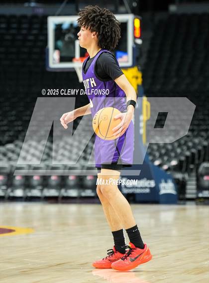 Thumbnail 2 in Denver South vs Dakota Ridge (Ball Arena) photogallery.