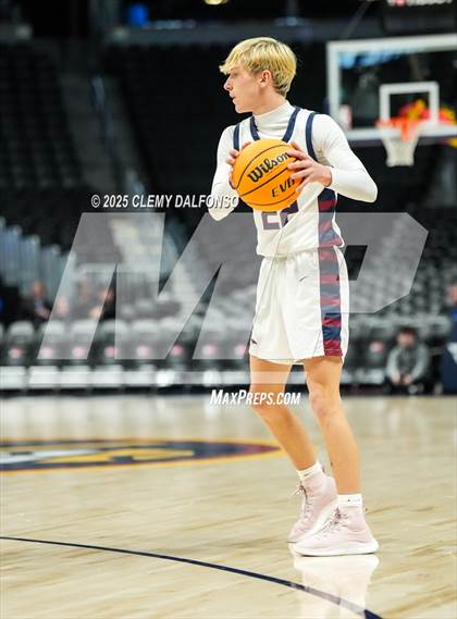 Thumbnail 2 in Denver South vs Dakota Ridge (Ball Arena) photogallery.