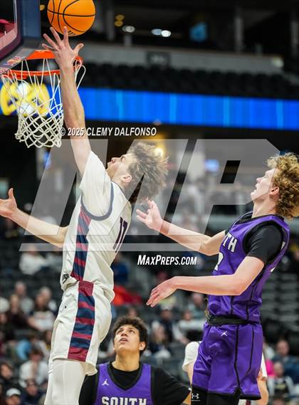 Thumbnail 3 in Denver South vs Dakota Ridge (Ball Arena) photogallery.
