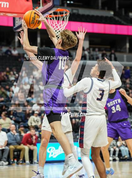 Thumbnail 1 in Denver South vs Dakota Ridge (Ball Arena) photogallery.