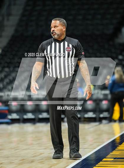 Thumbnail 2 in Denver South vs Dakota Ridge (Ball Arena) photogallery.