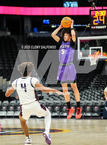 Thumbnail 2 in Denver South vs Dakota Ridge (Ball Arena) photogallery.