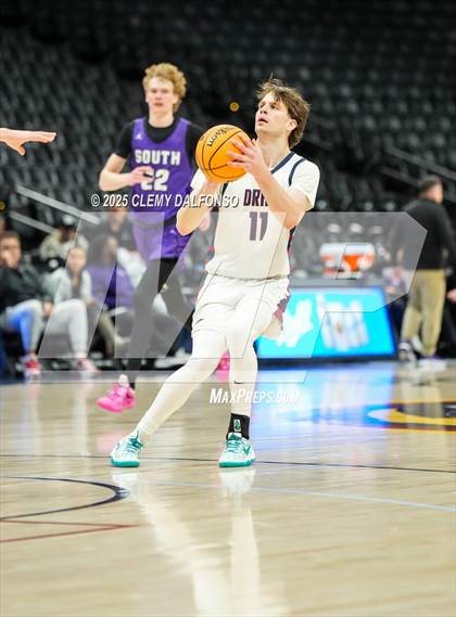 Thumbnail 1 in Denver South vs Dakota Ridge (Ball Arena) photogallery.