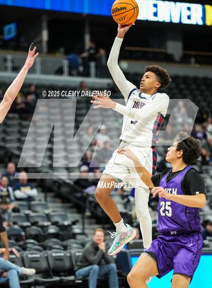 Thumbnail 1 in Denver South vs Dakota Ridge (Ball Arena) photogallery.