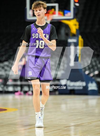 Thumbnail 1 in Denver South vs Dakota Ridge (Ball Arena) photogallery.