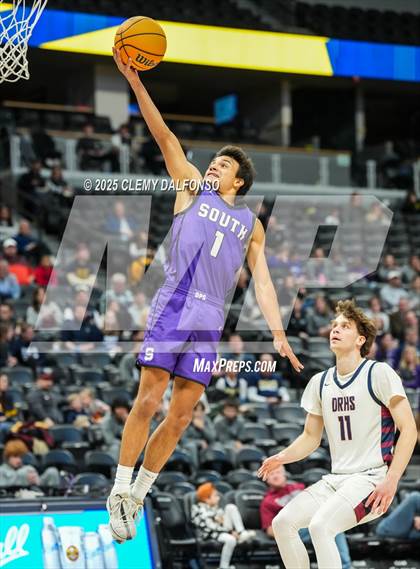 Thumbnail 1 in Denver South vs Dakota Ridge (Ball Arena) photogallery.