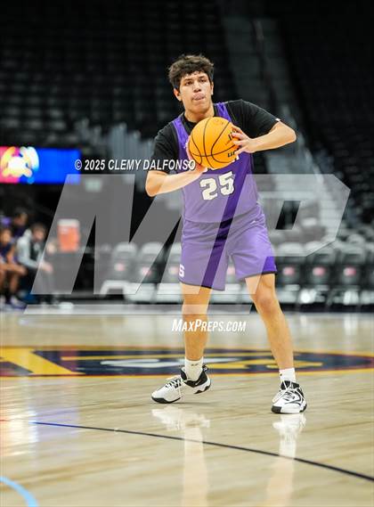 Thumbnail 1 in Denver South vs Dakota Ridge (Ball Arena) photogallery.