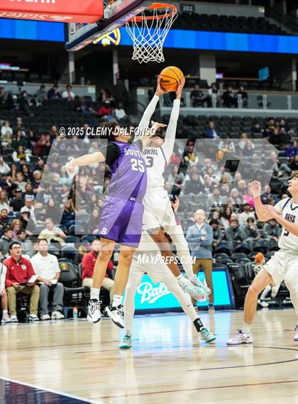 Thumbnail 1 in Denver South vs Dakota Ridge (Ball Arena) photogallery.